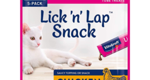 Vitakraft Lick ‘N’ Lap Snacks – camilan krim rendah kalori yang dapat dijilat dengan tangan untuk kucing